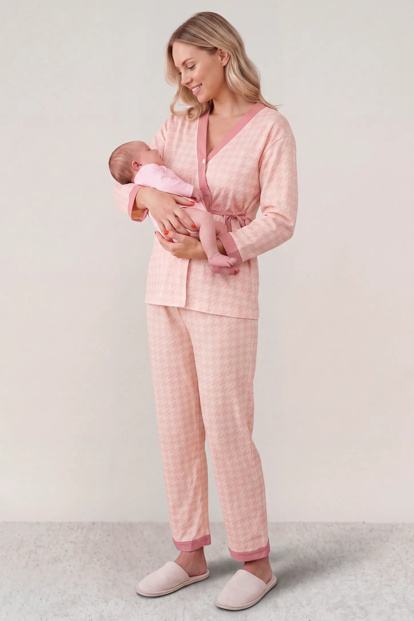 Cotton Houndstooth Nursing Pajama Set