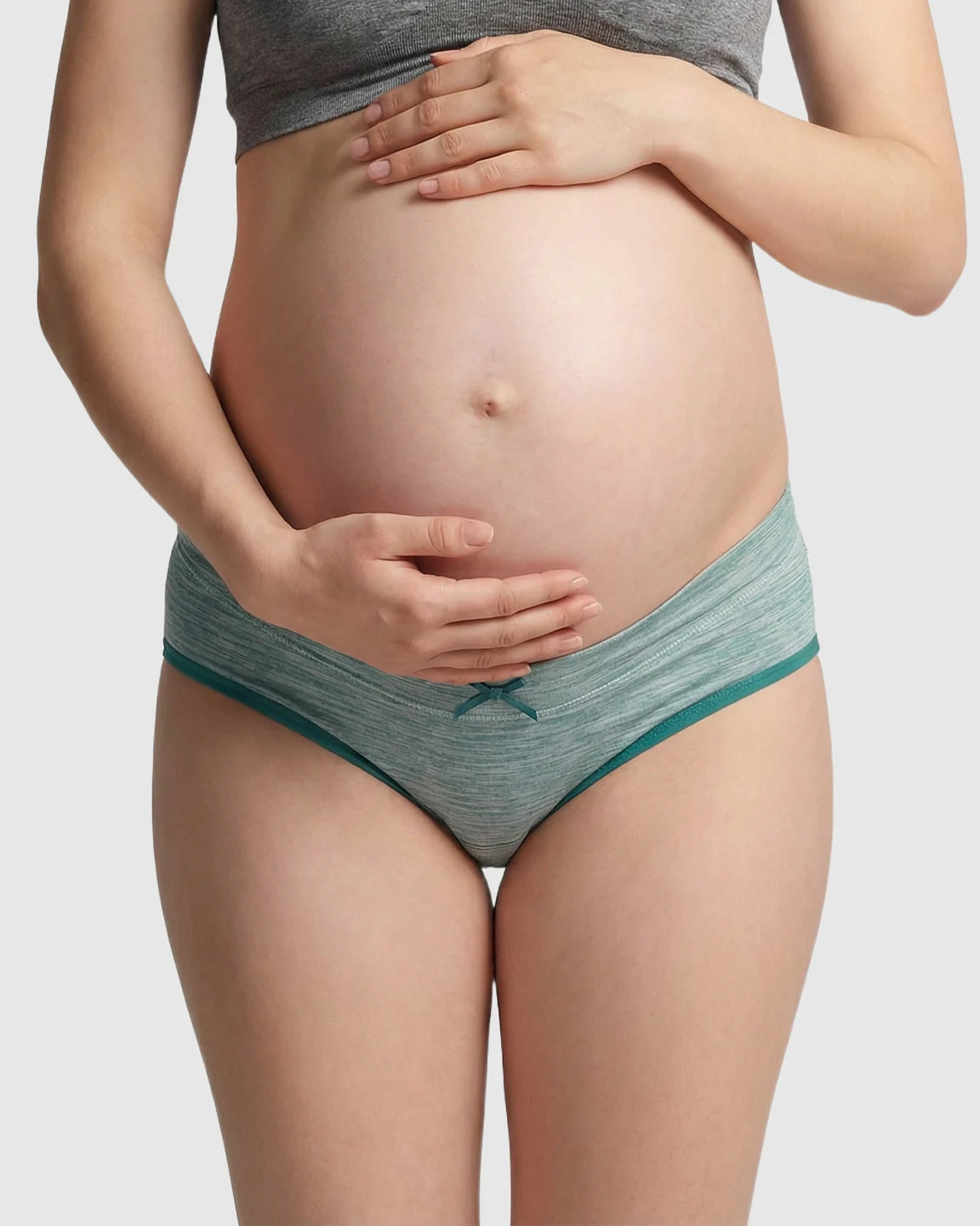 Low-Waist V-Shaped Maternity Briefs