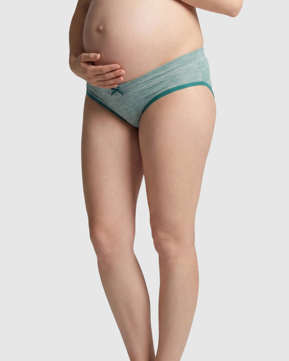 Low-Waist V-Shaped Maternity Briefs