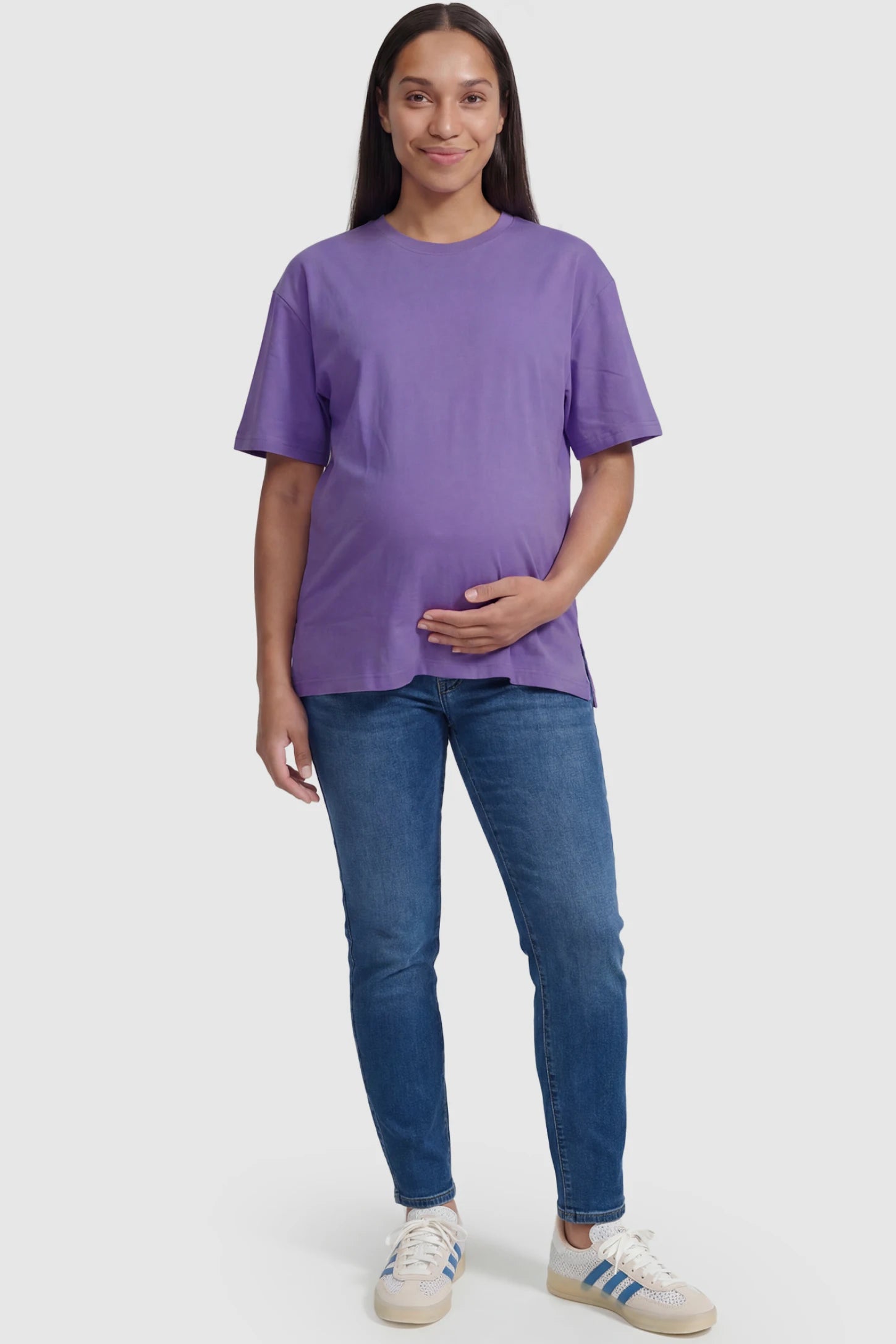 Basic One-Sided Slit Short Sleeve Maternity Top Basic one-sided slit short sleeve maternity top in purple with classic round neckline, front view on pregnant model