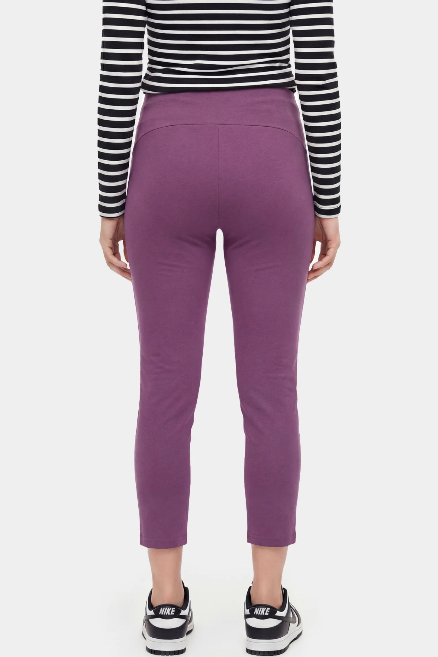 High-Waist Belly Support Loose-Fit Capri Maternity Pants High-waist belly support loose-fit capri maternity pants in purple with wrinkle-resistant fabric, back view on pregnant model