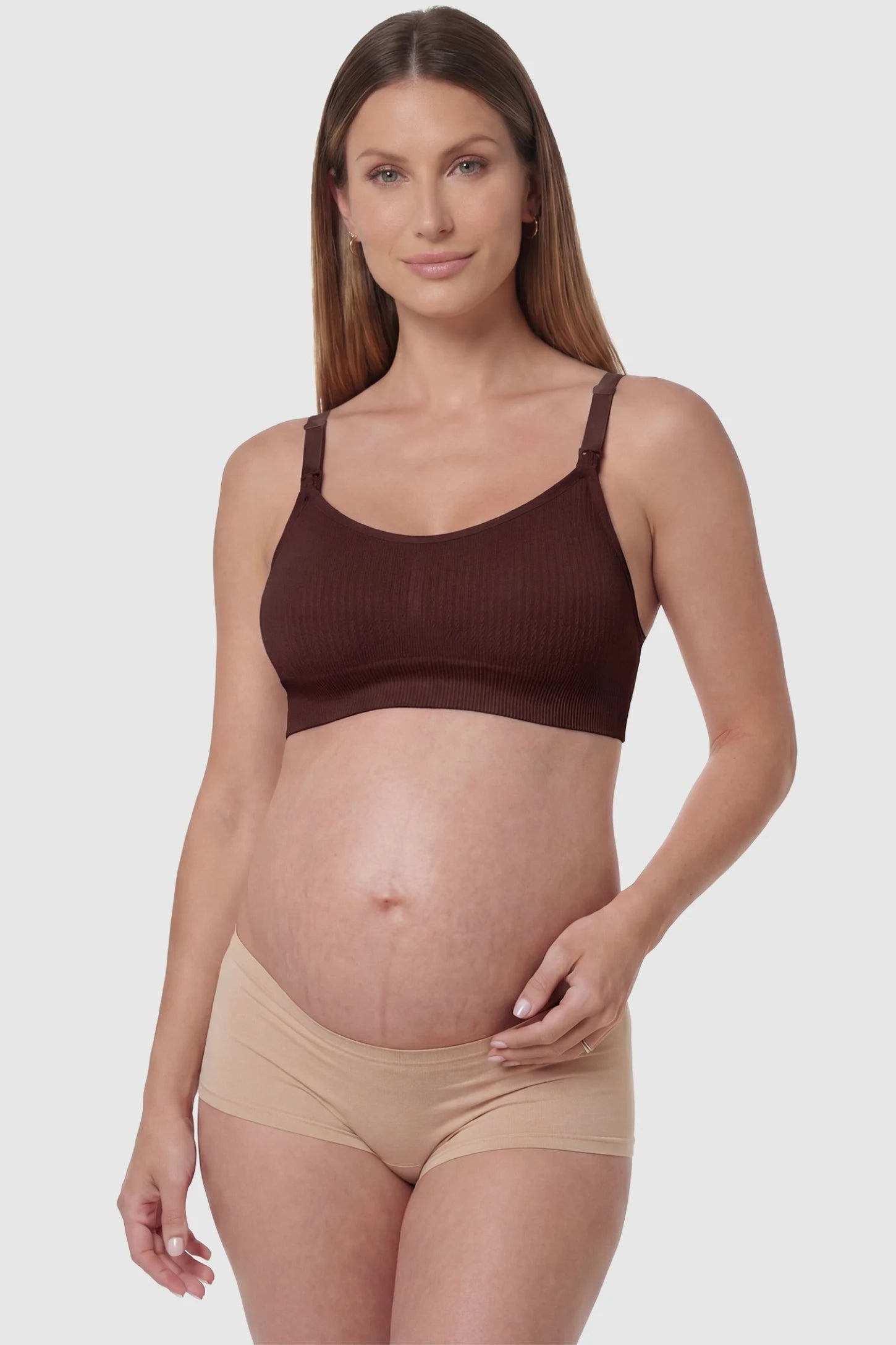 Full-Flap Seamless Top-Opening Nursing Bra Full-flap seamless top-opening nursing bra in coffee with 3D support, front view on pregnant model