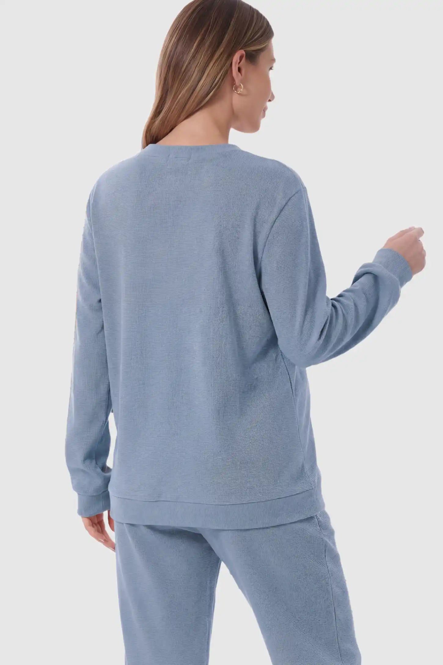 Waffle Knit Long Sleeve Maternity Pullover Sweatshirt Waffle Knit Long Sleeve Maternity Pullover Sweatshirt in Dark Blue on a pregnant model.