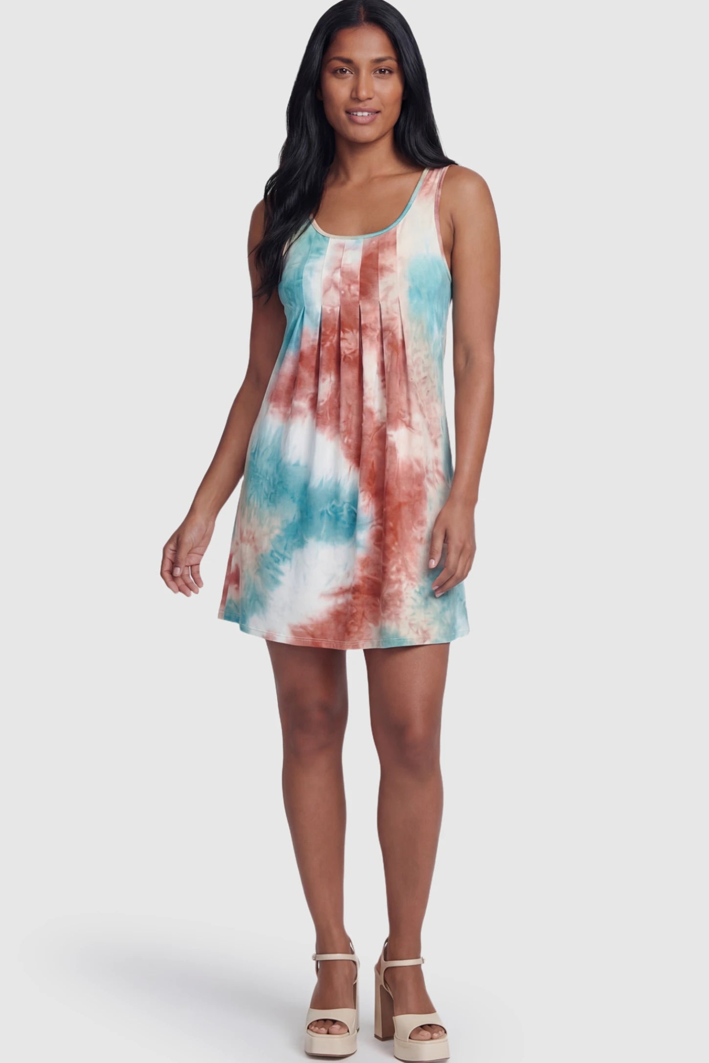 Tie-Dye Print Scoop Neck Pleated Maternity Dress Tie-Dye Print Scoop Neck Pleated Maternity Dress in Light Brown featuring vertical bodice pleats on a postpartum model.