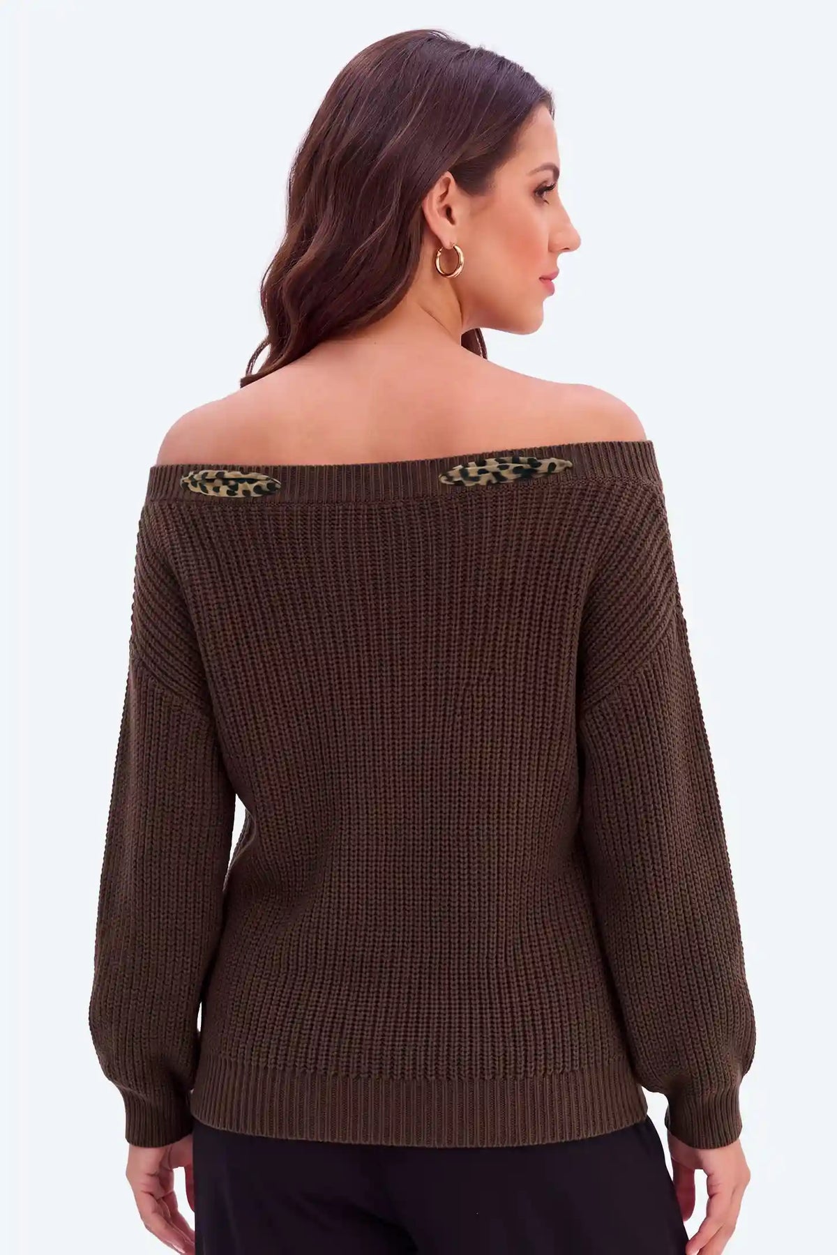 Maternity Off-the-Shoulder Leopard Bow Knit Sweater