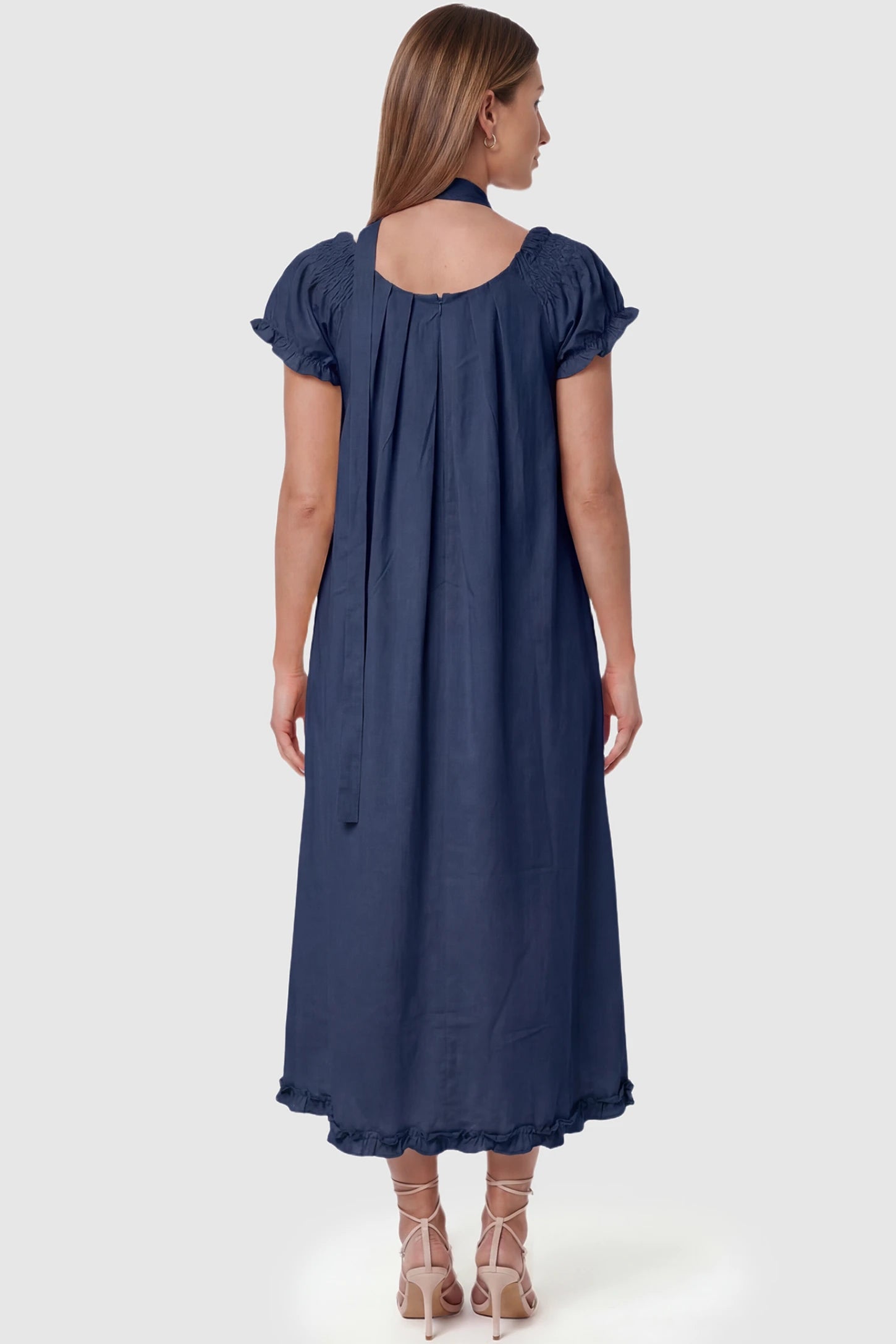 Round Neck Short Sleeve Maternity Midi Dress with Pockets Round neck short sleeve maternity midi dress with pockets in blue with shorts sleeve, back view on pregnant model