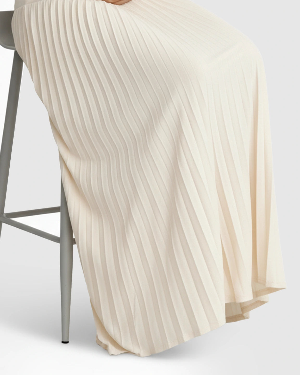 Curve-Hugging Pleated Maternity Maxi Dress