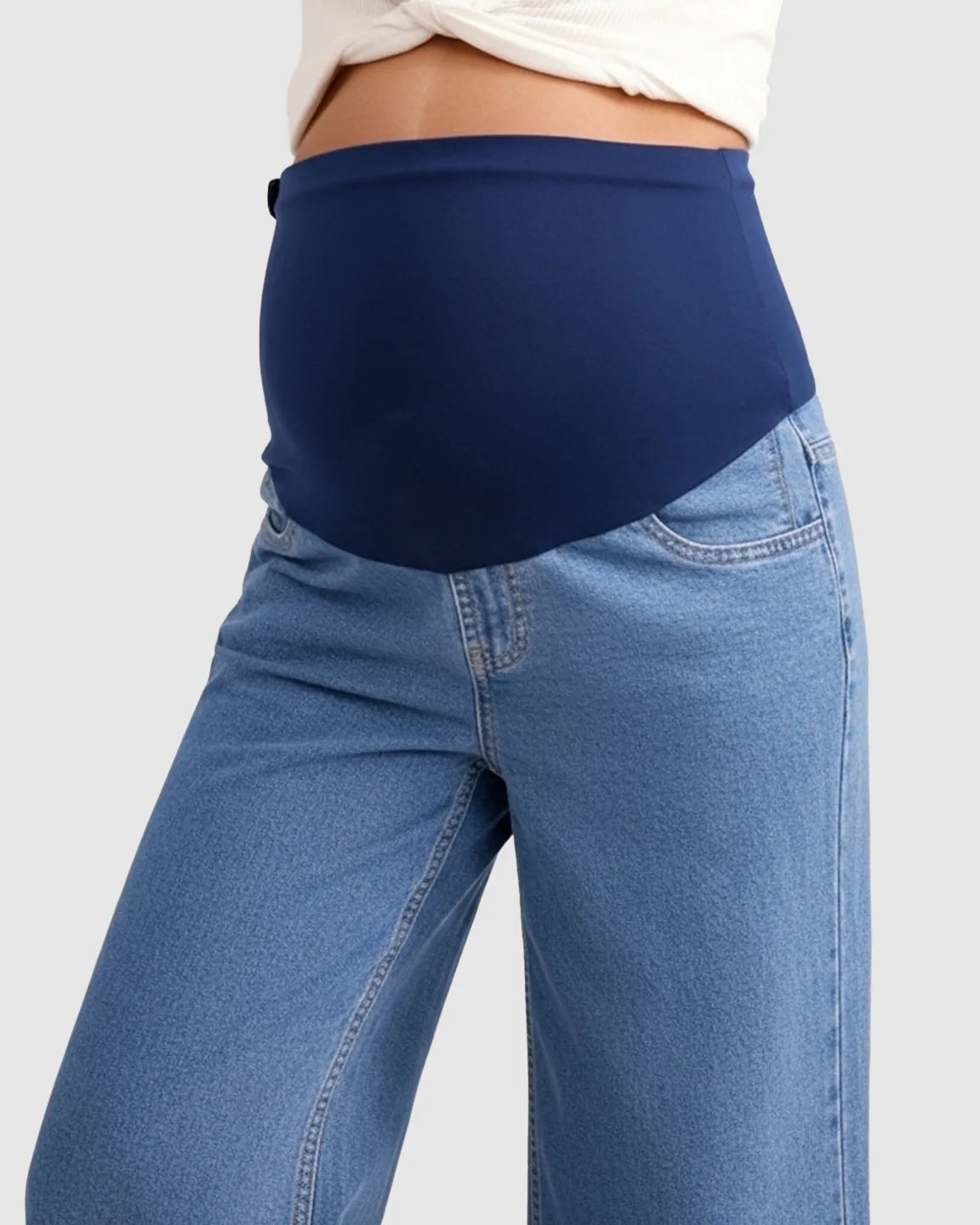 Raw Hem Loose Straight-Leg Maternity Jeans with Tummy Support