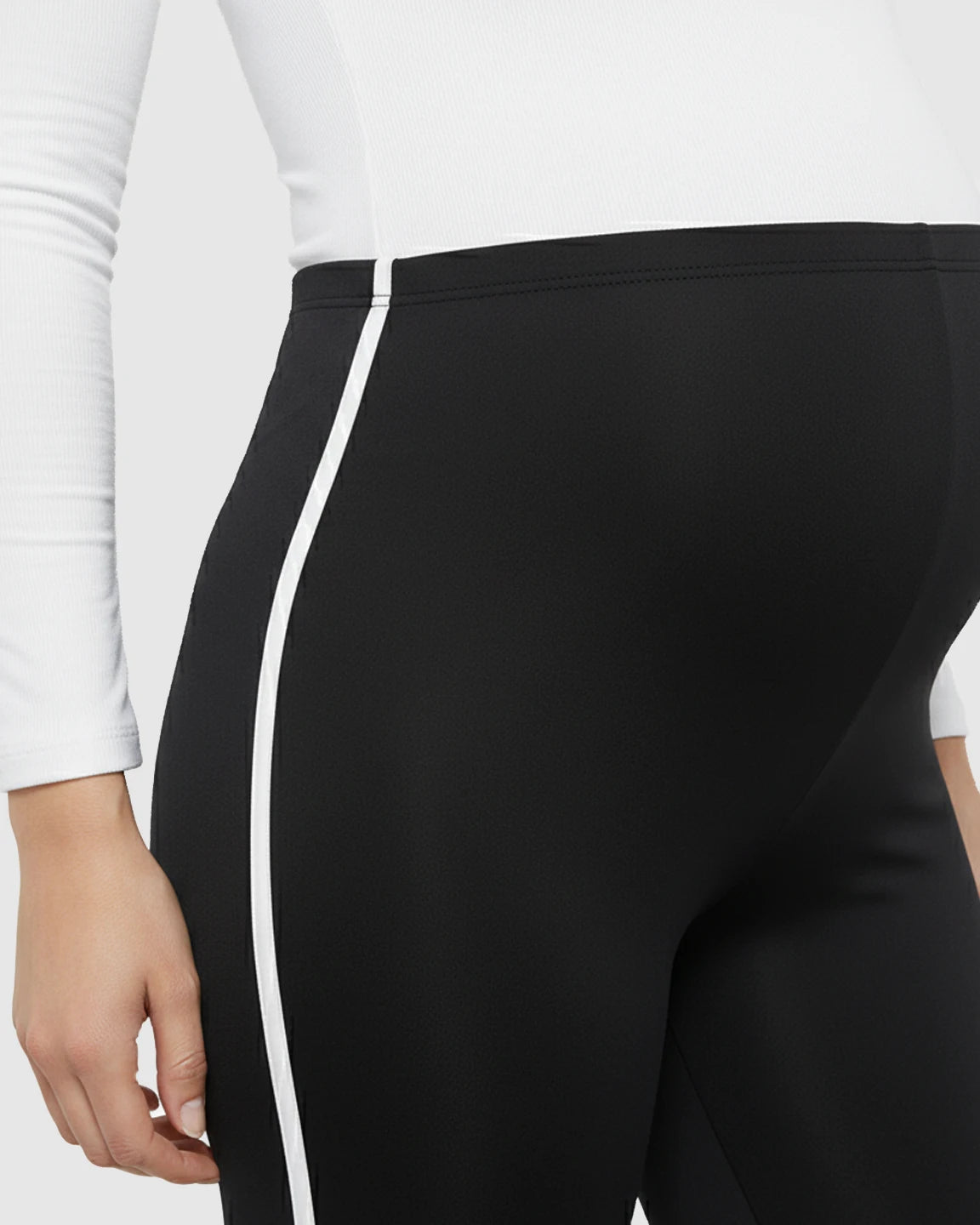 Shaping Side-Stripe Maternity Leggings