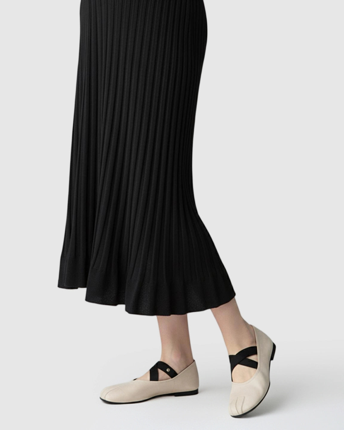 Ribbed Knit Long Sleeve Maternity Midi Dress