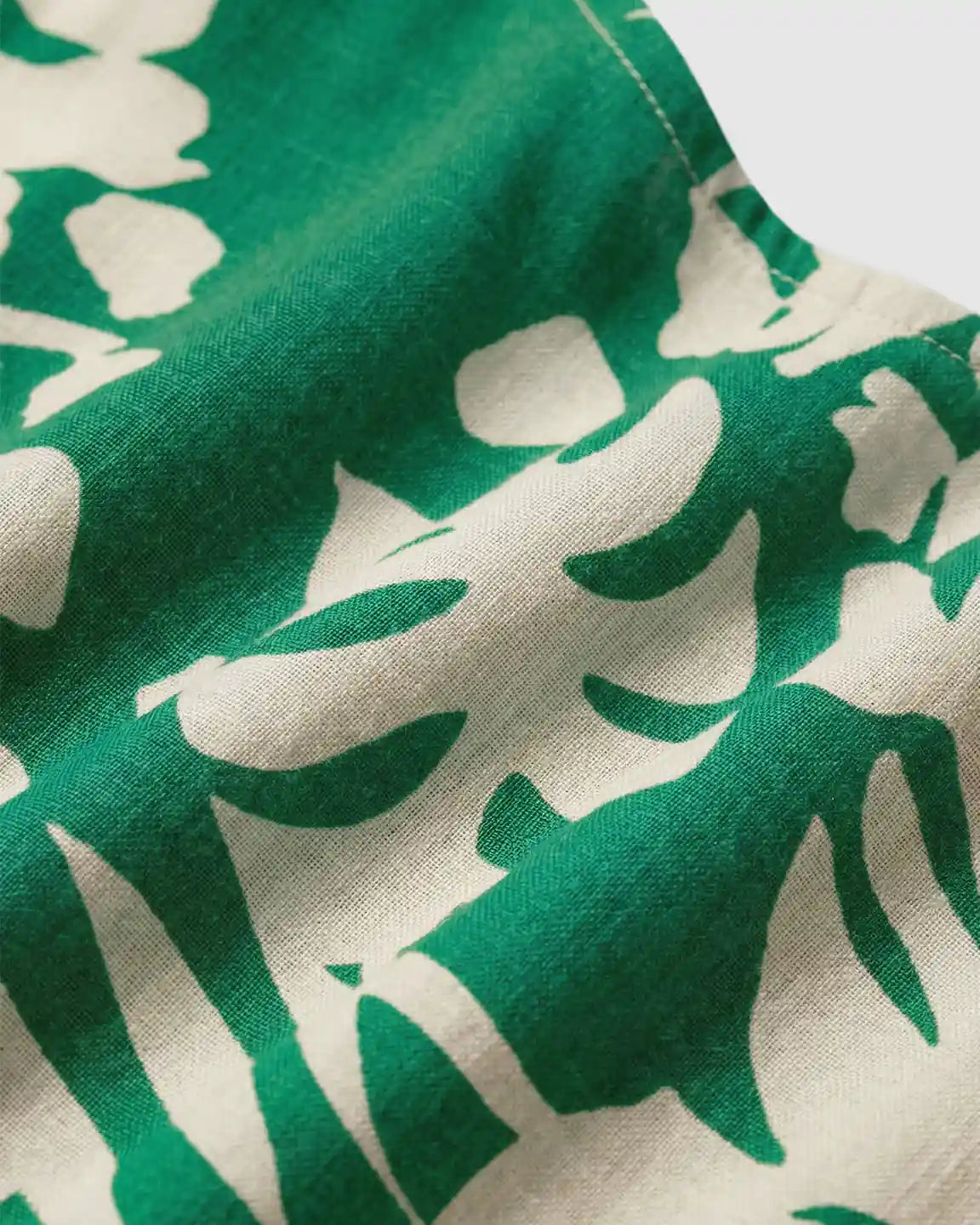 Tropical-Print Sleeveless Maternity Dress