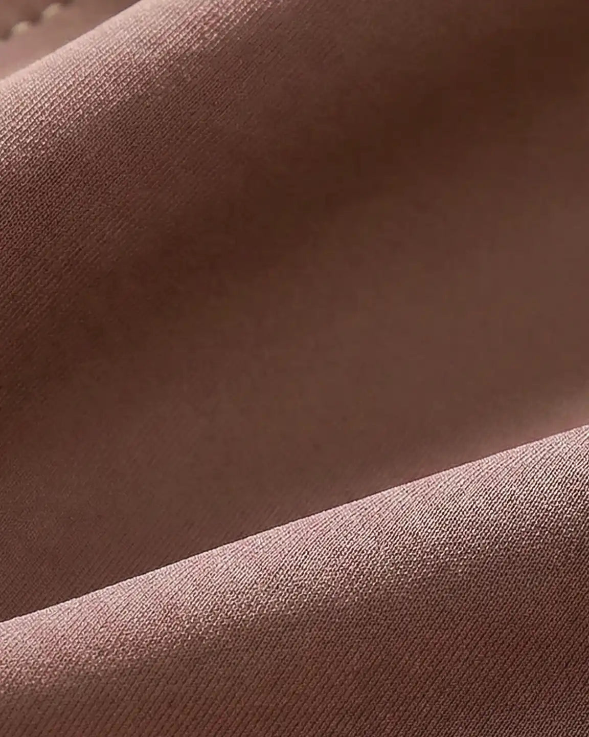 Scalloped V-Neck Contrast Trim Nursing Bra