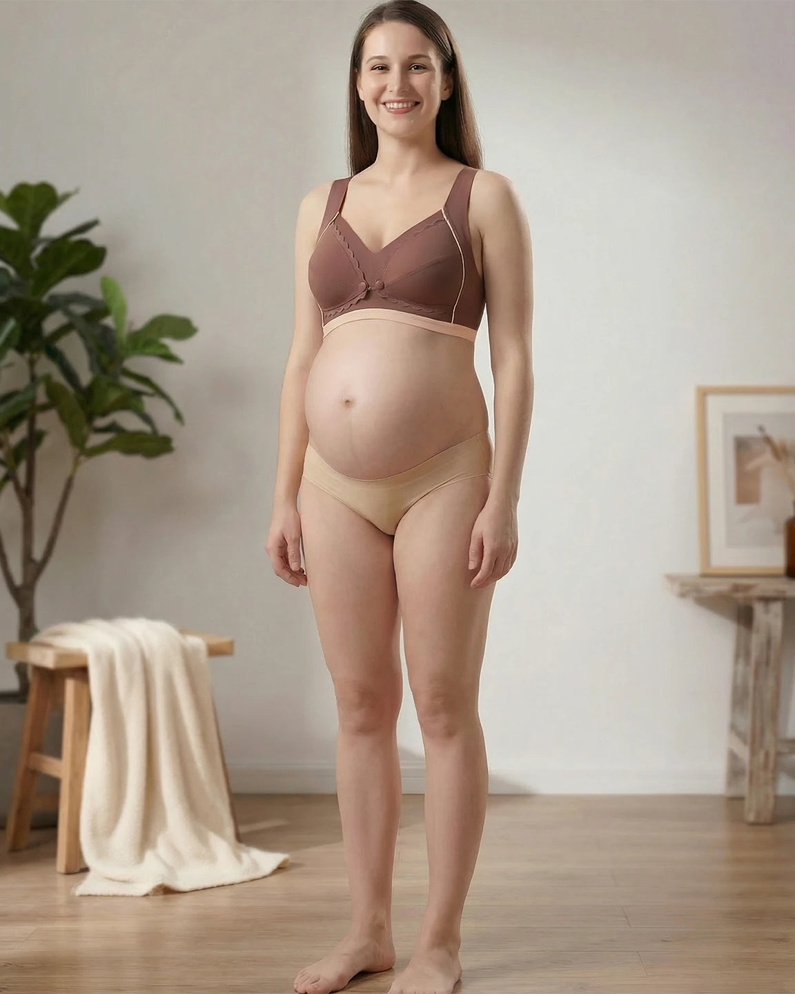 Scalloped V-Neck Contrast Trim Nursing Bra