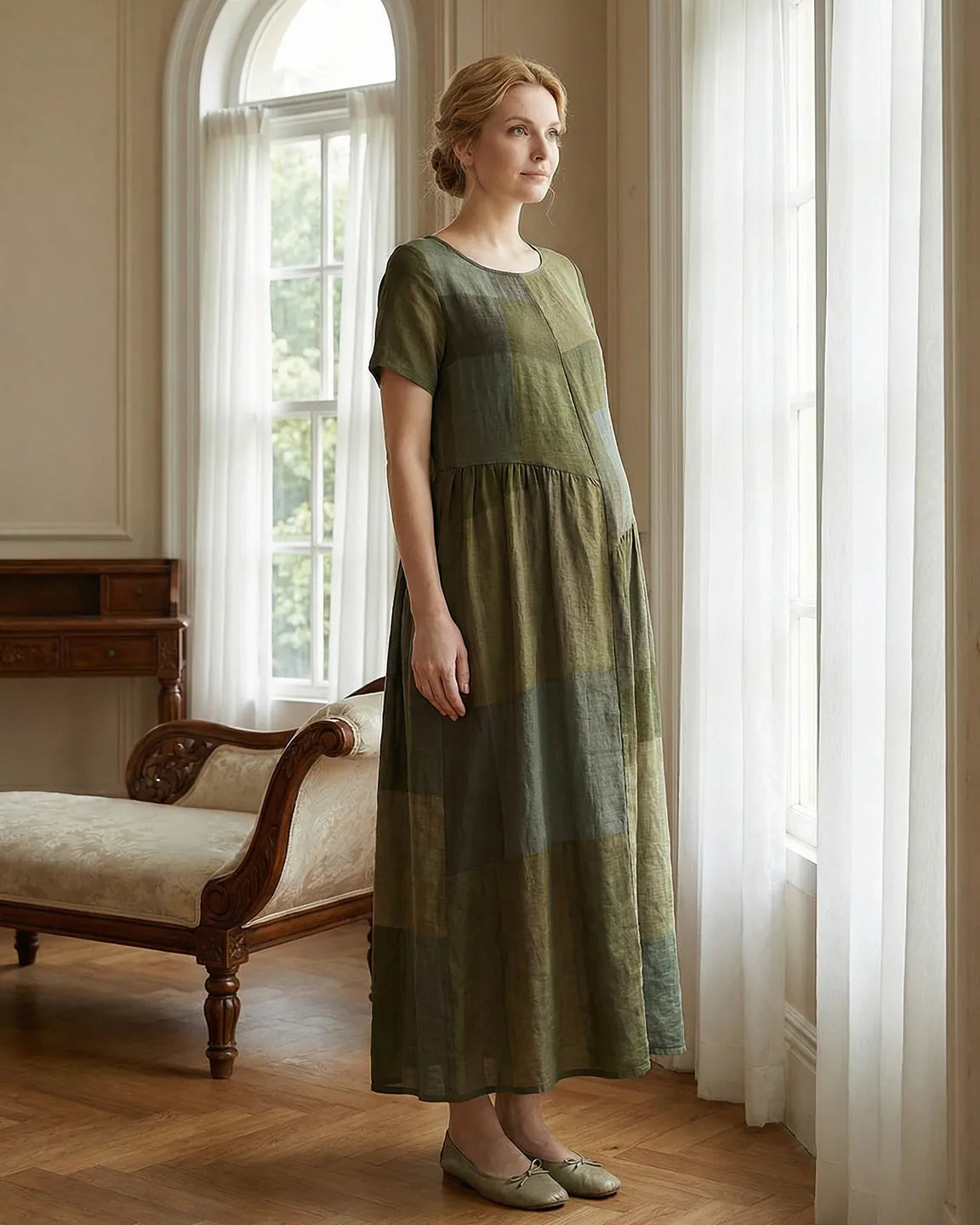 Pocketed Plaid Loose Maternity Maxi Dress