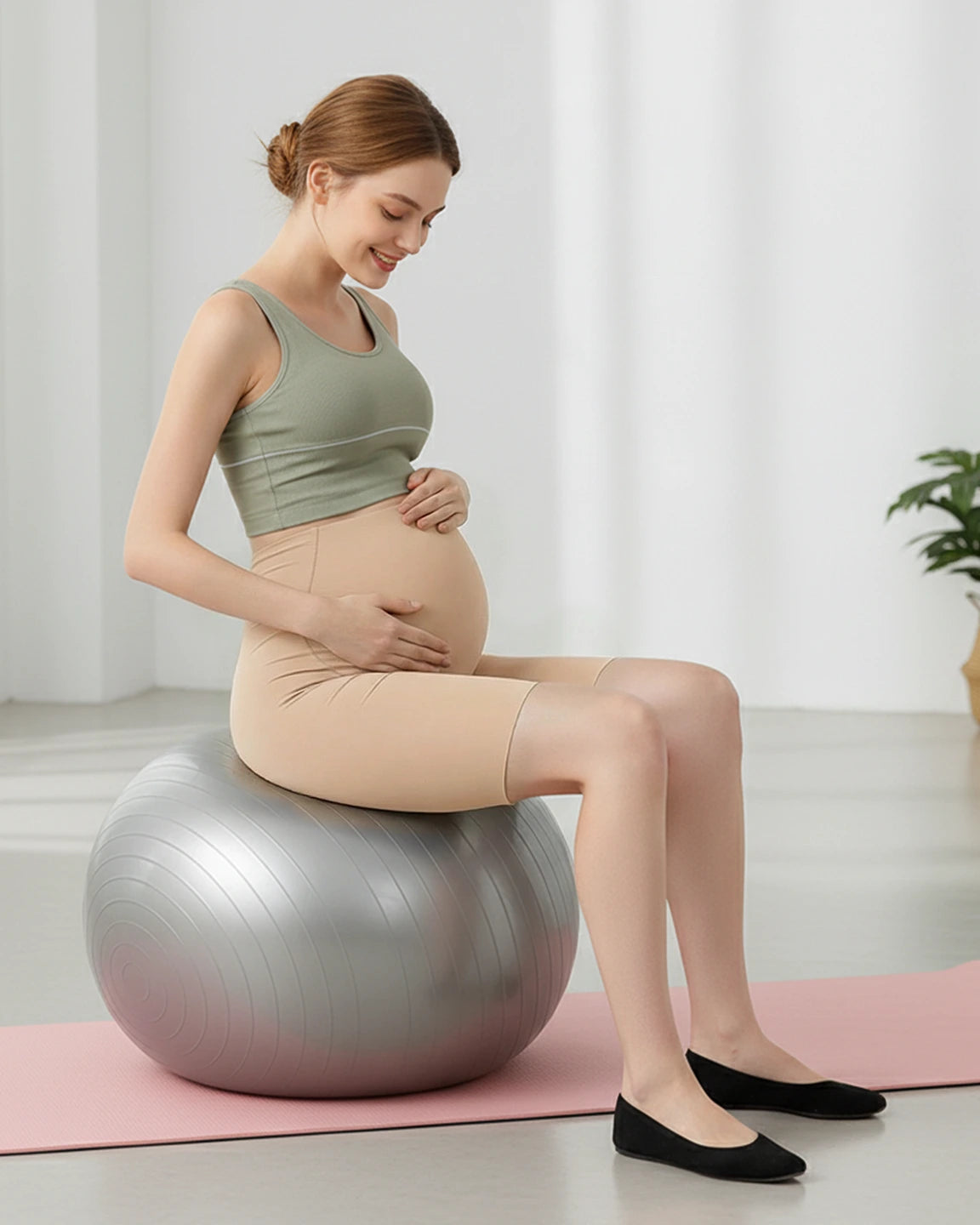 Over-Belly Seamless Design Maternity Shorts