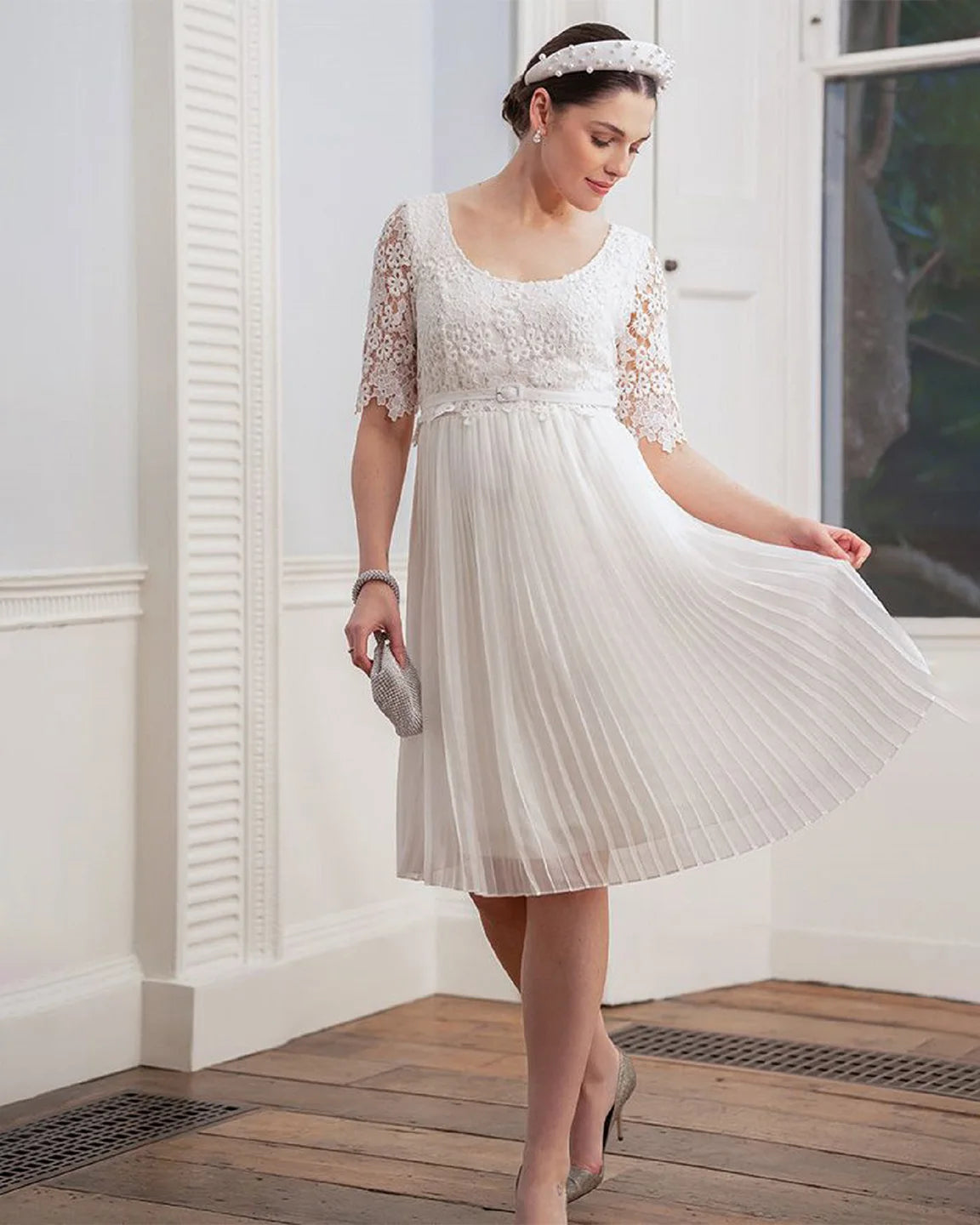 Lace Bodice Pleated Maternity Midi Dress