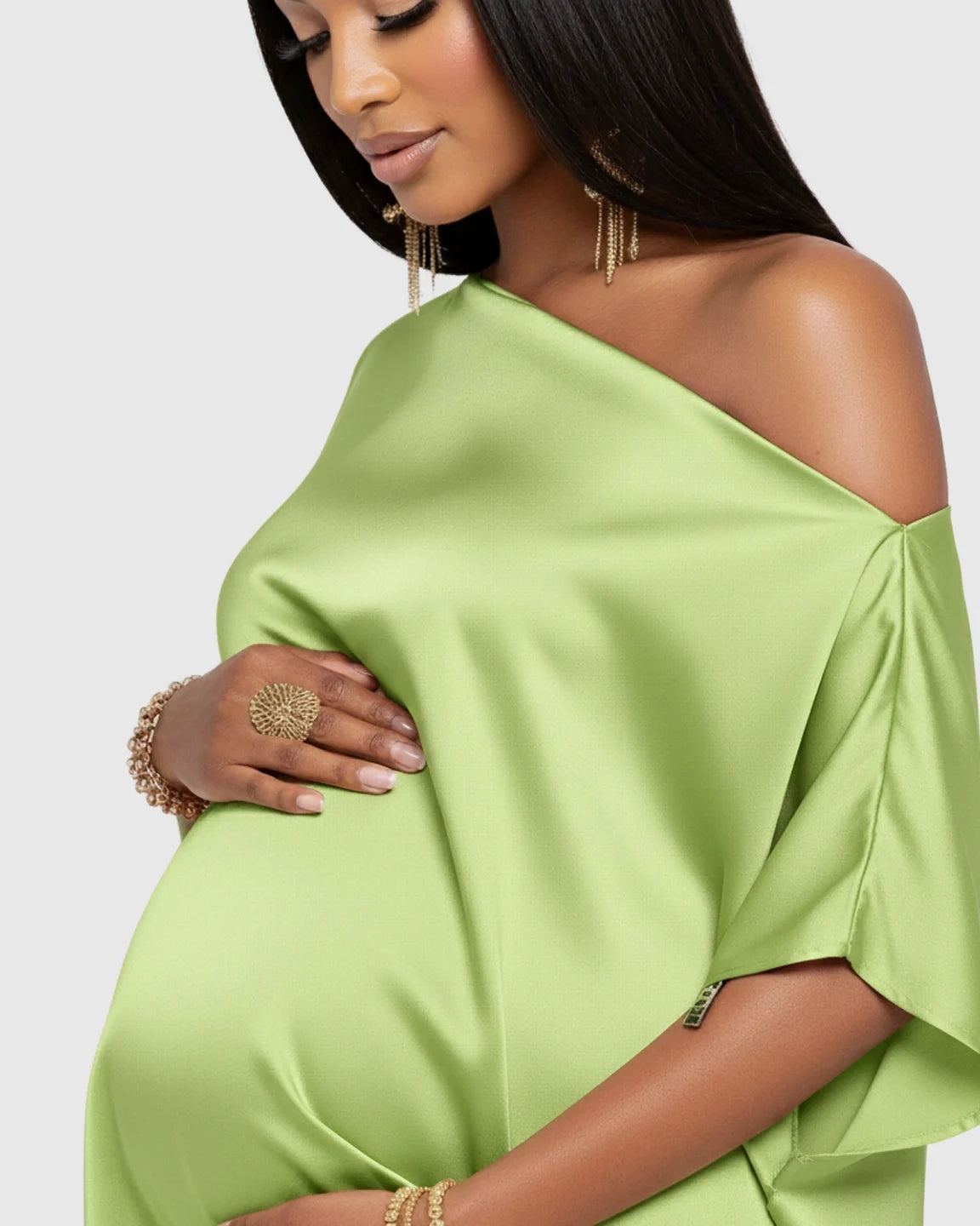 One-Shoulder Batwing Sleeve A-Line Maternity Maxi Dress