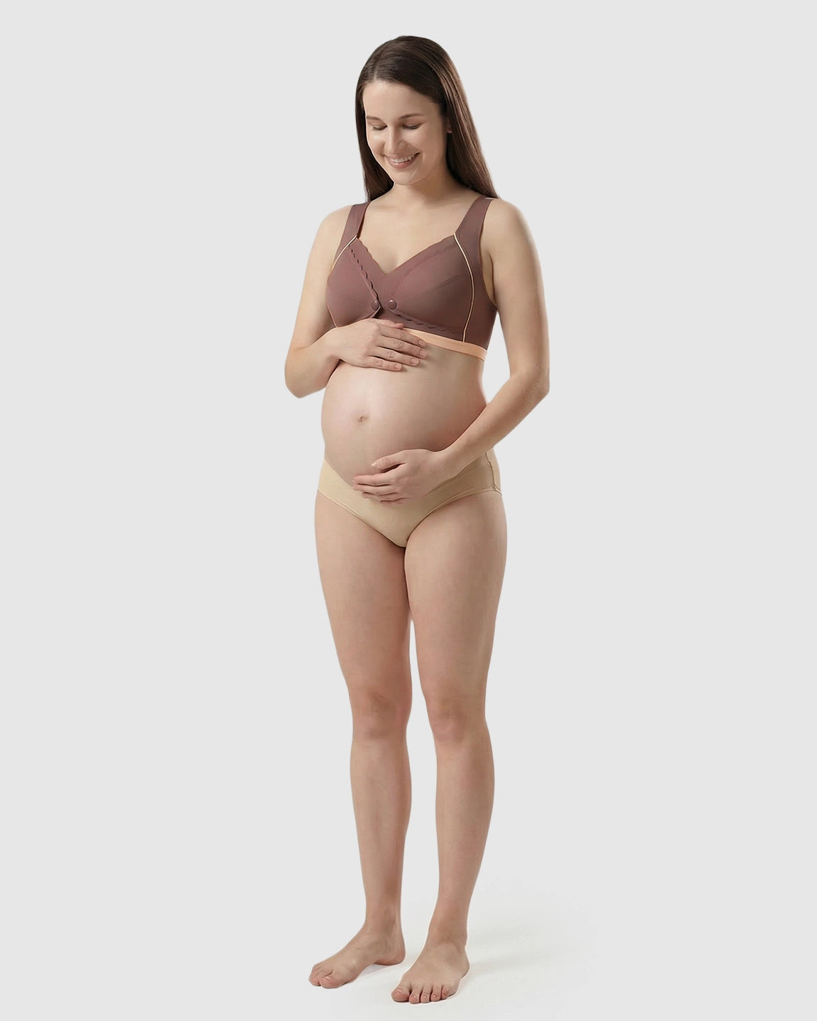 Scalloped V-Neck Contrast Trim Nursing Bra