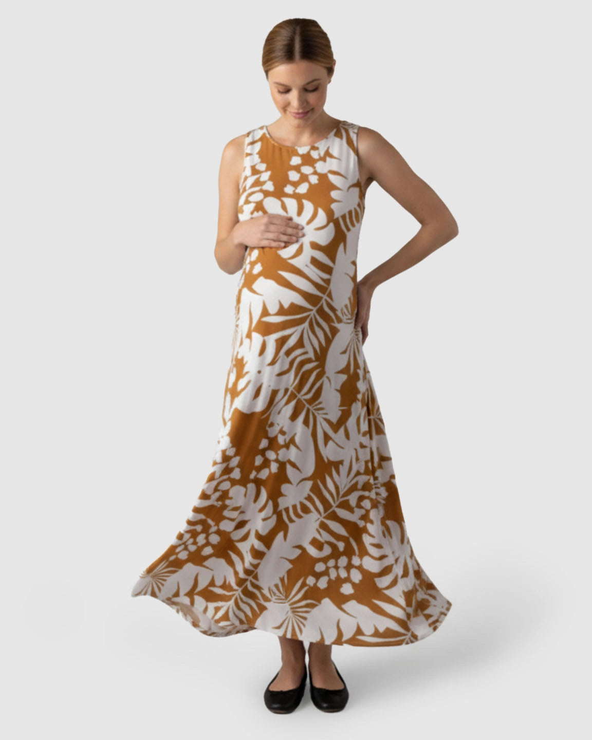 Tropical-Print Sleeveless Maternity Dress