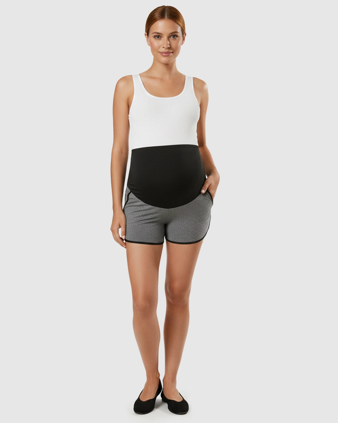Contrast Trim Butt-Lifting Maternity Shorts
