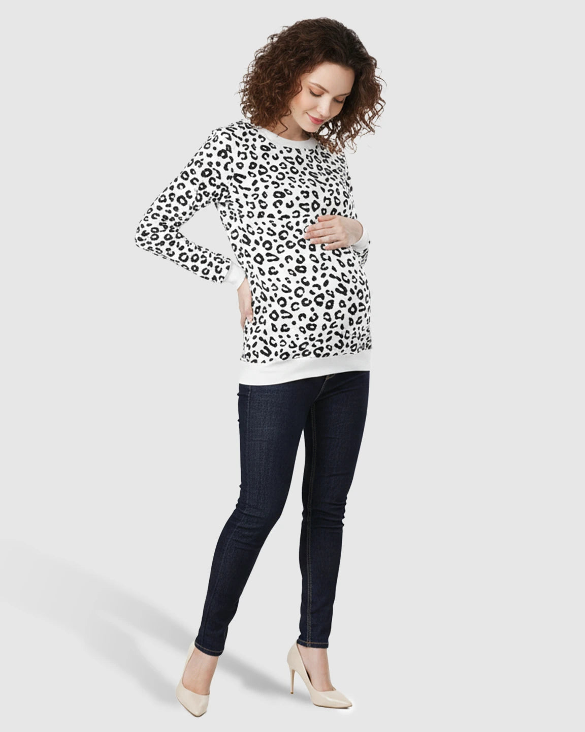 Long-sleeve Printed Maternity & Nursing Sweatshirt