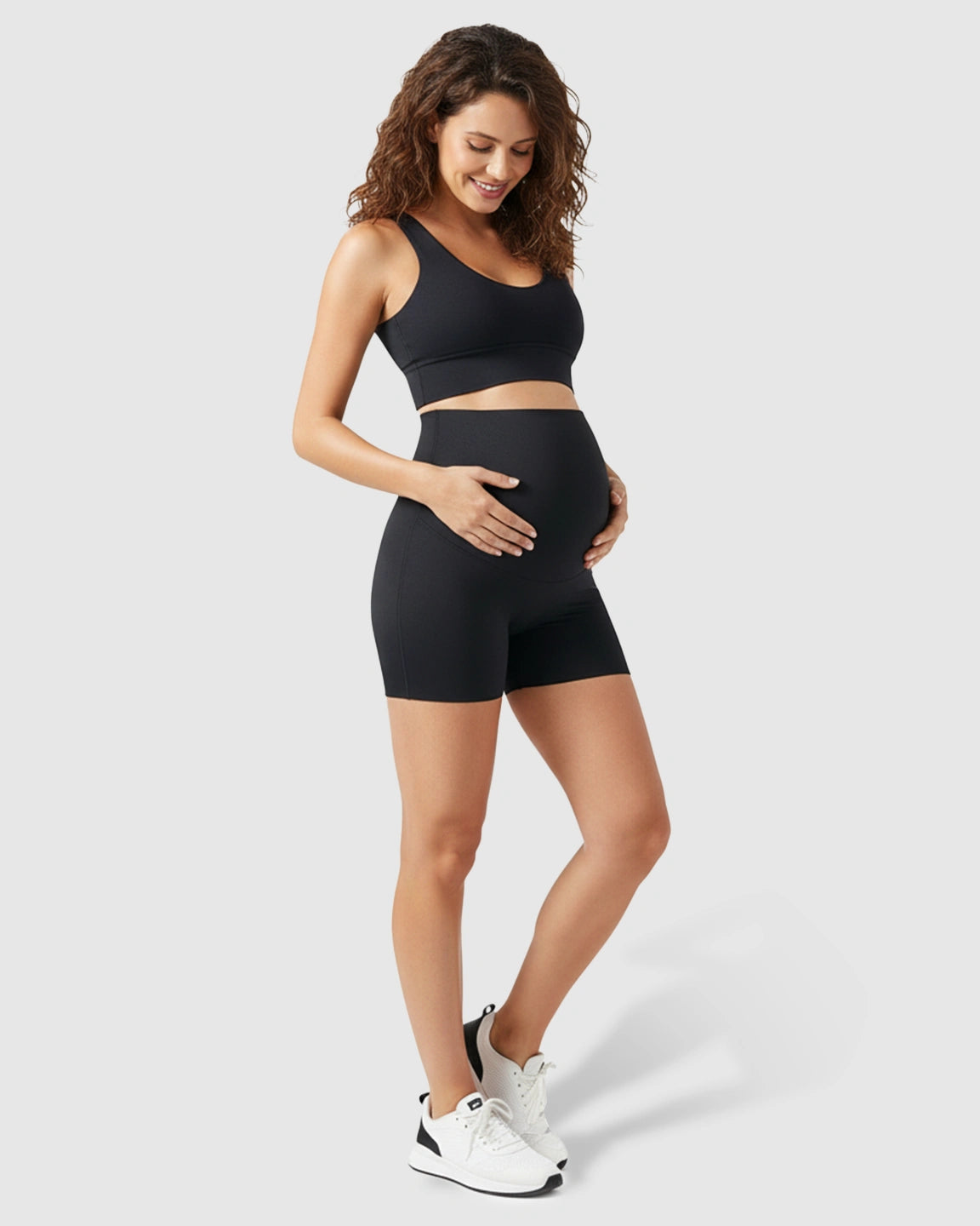 High-Stretch Seamless Maternity Shorts