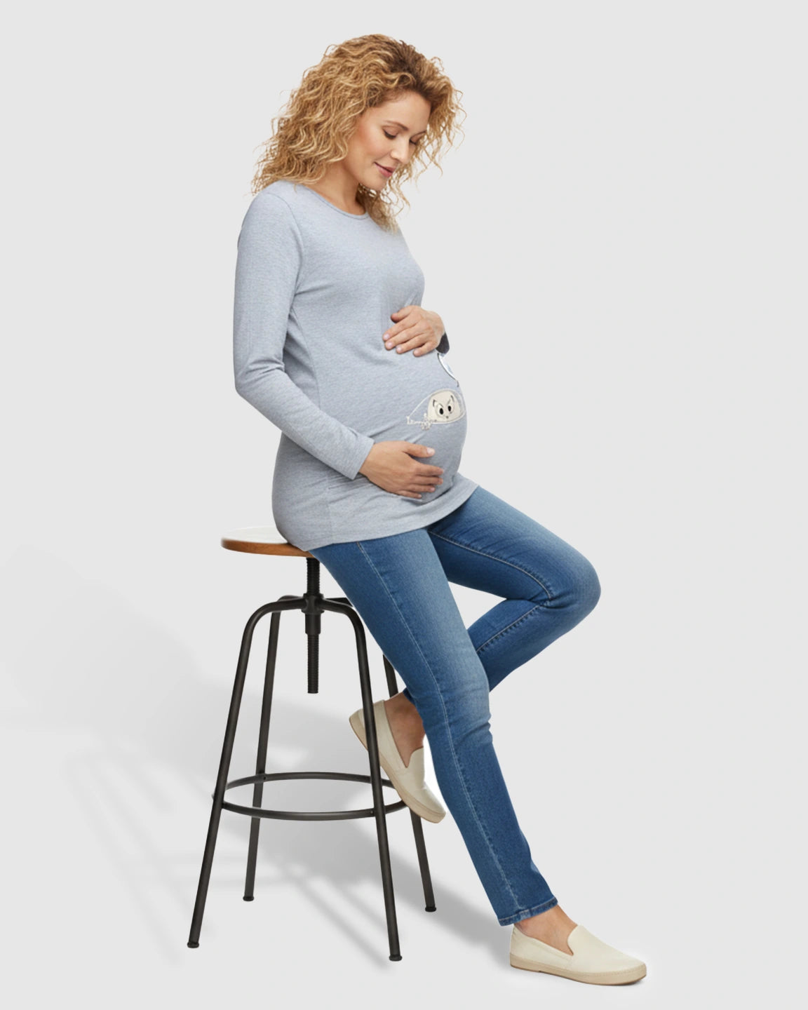 Slim Fit Side Ruched Long Sleeve Maternity Top