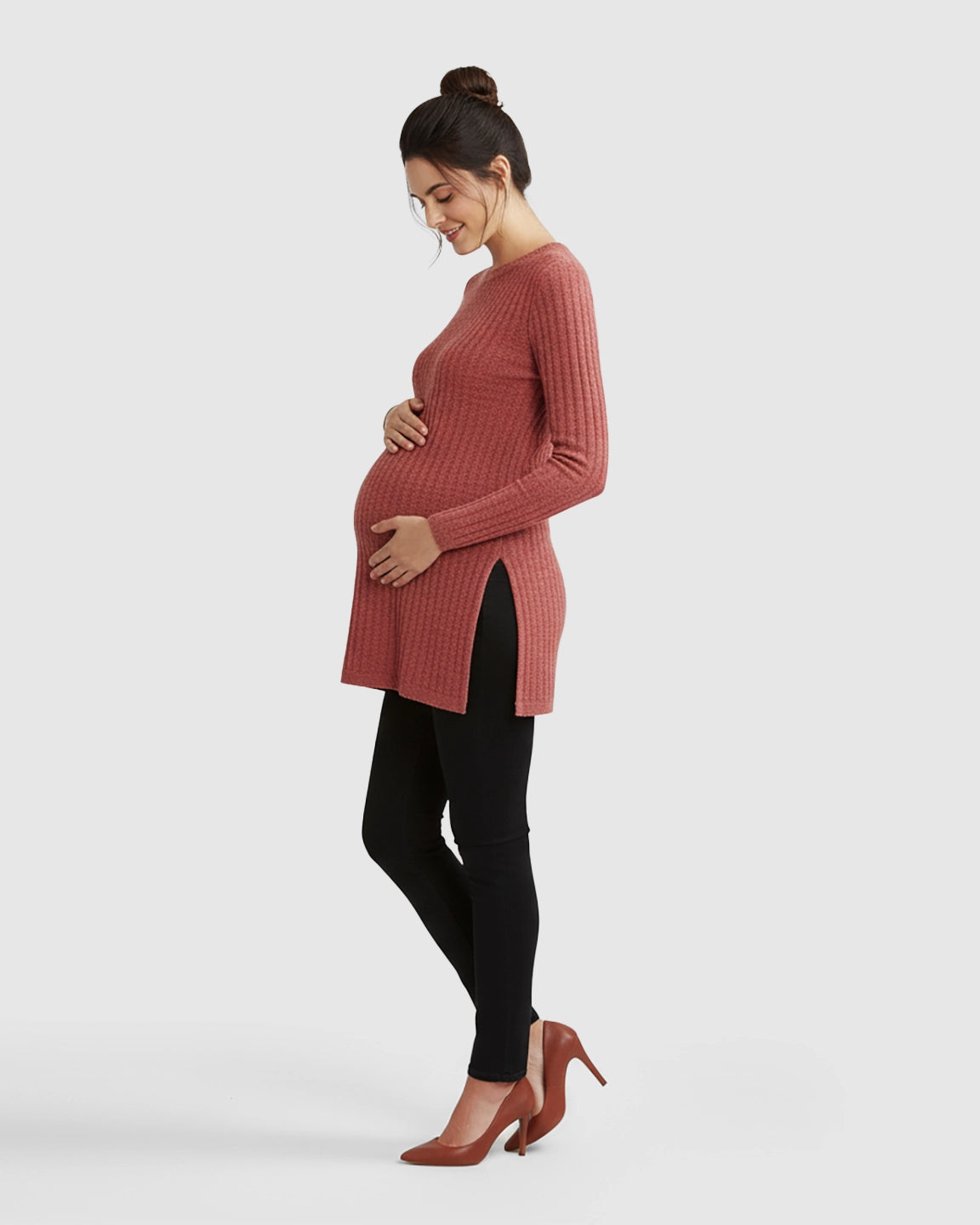 Ribbed Knit Side-Slit Long Sleeve Maternity Top