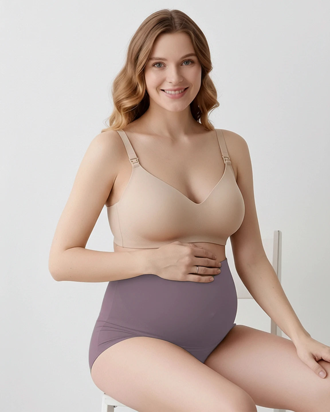 Full-Coverage Seamless Maternity Briefs