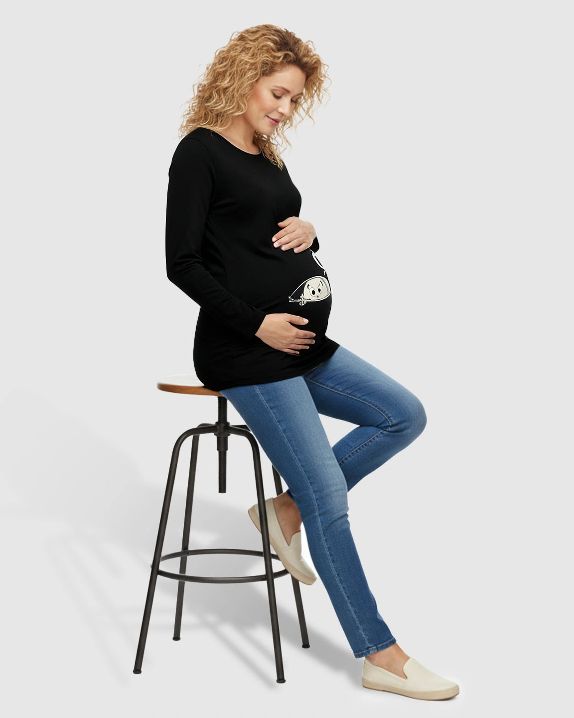Slim Fit Side Ruched Long Sleeve Maternity Top