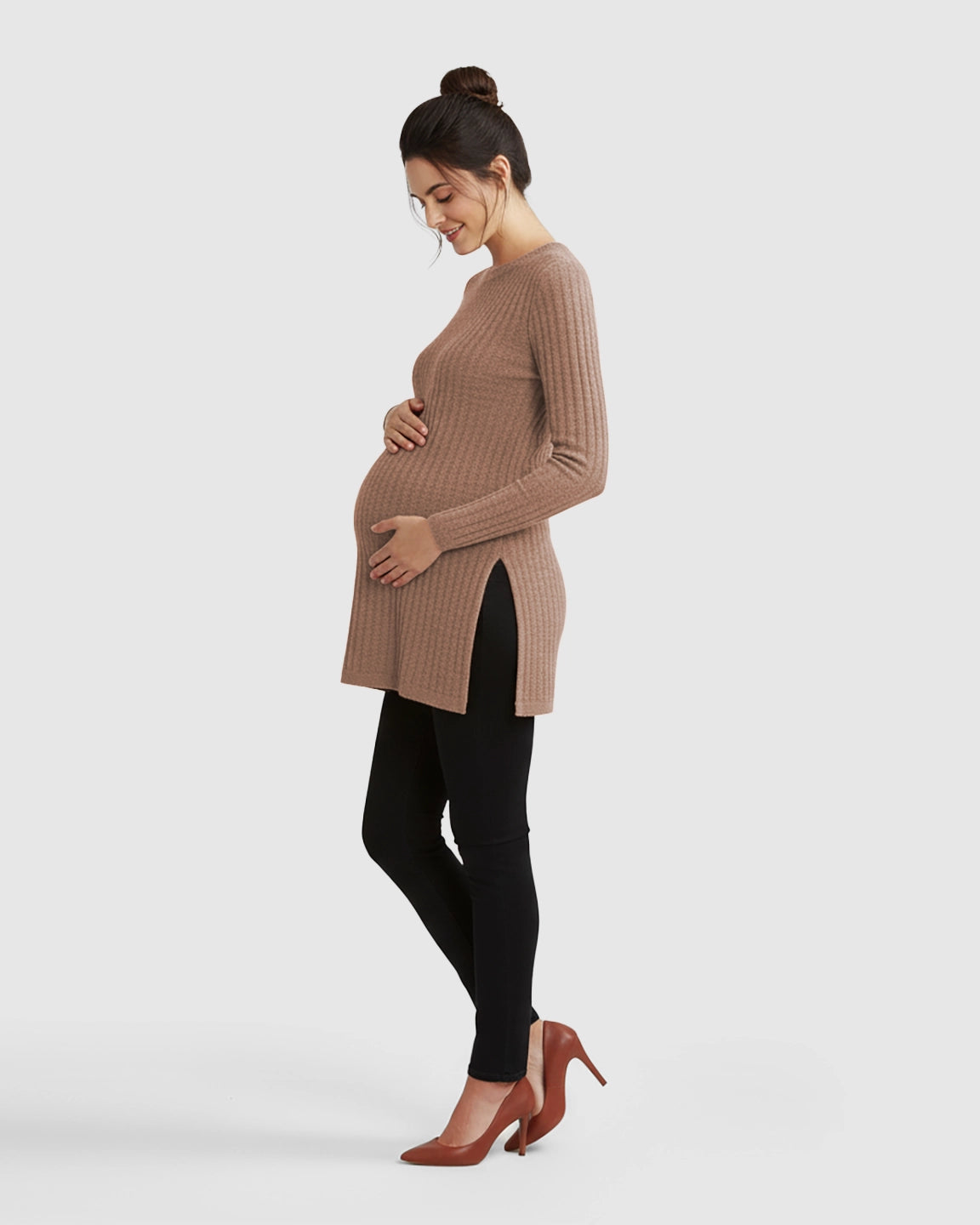 Ribbed Knit Side-Slit Long Sleeve Maternity Top