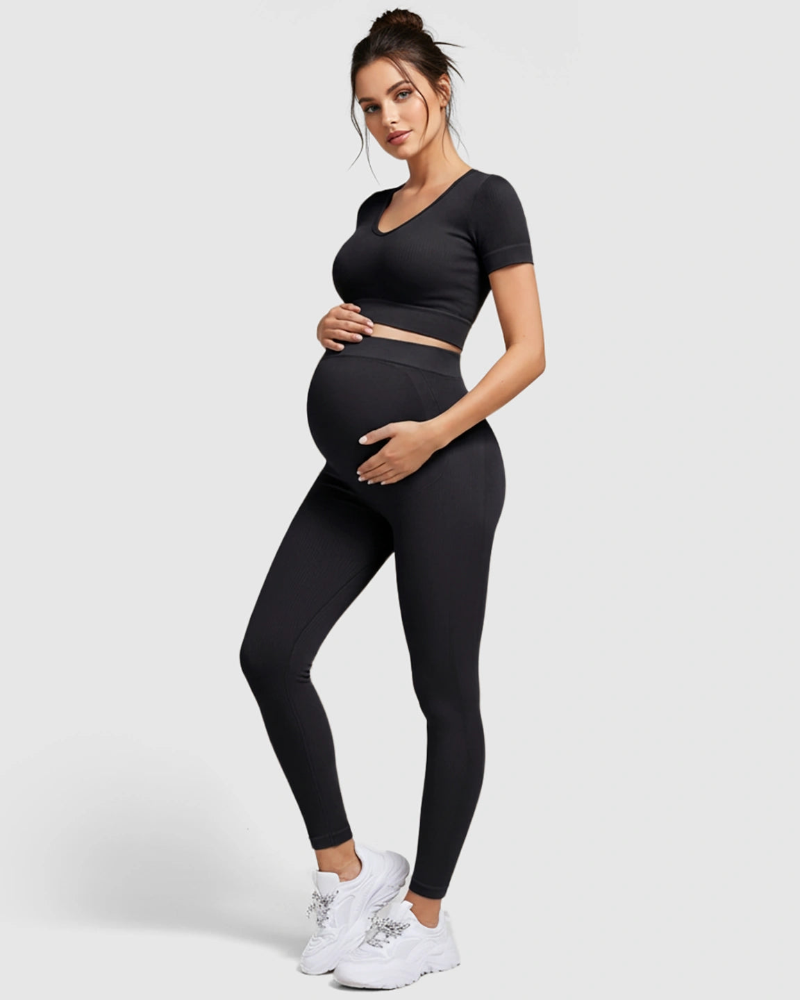 Nylon Stretch Comfort Fit Maternity Activewear Set