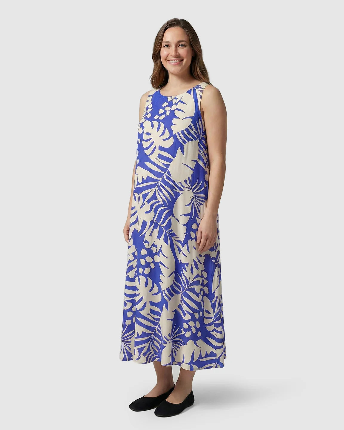 Tropical-Print Sleeveless Maternity Dress