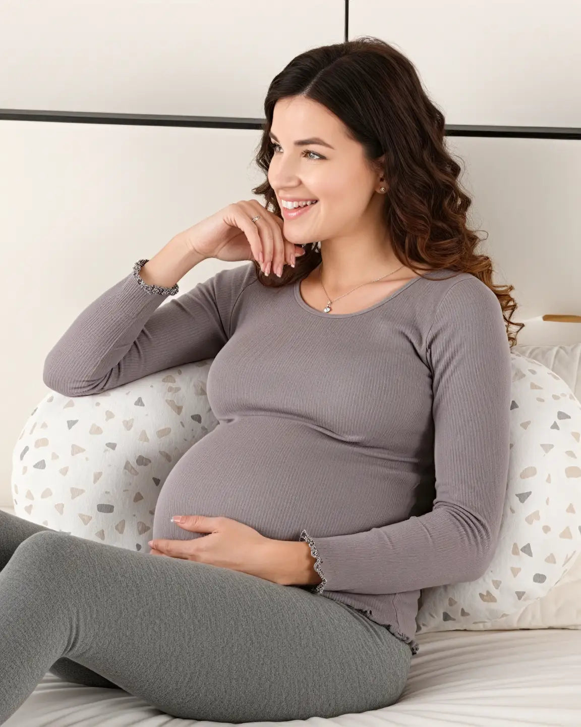 Ergonomic Support Minimalist Style Maternity & Recovery Pillow
