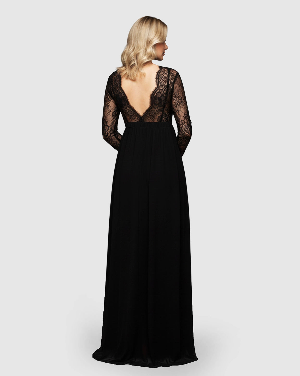 Scalloped Lace Neckline Elegant Maternity Gown