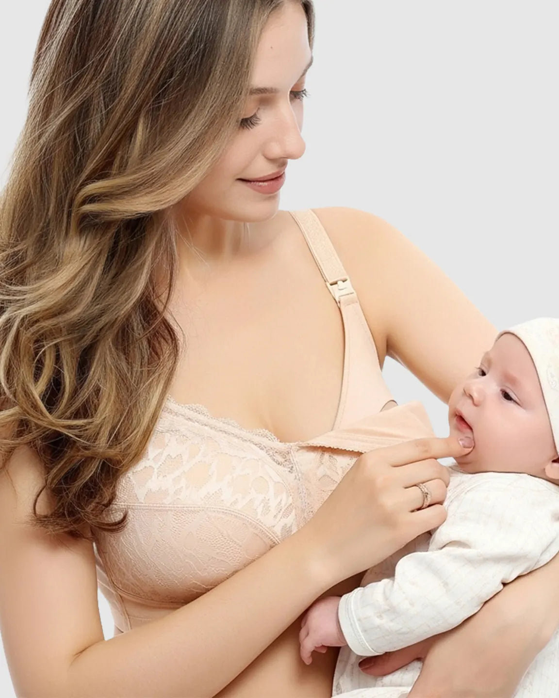 Lace Full-Cup Wire-Free Nursing Bra