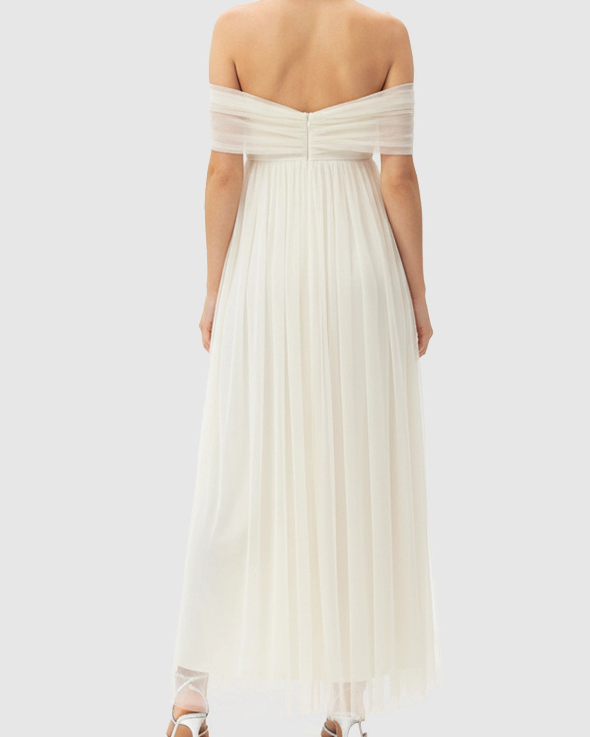 Off-Shoulder Flowing Maternity Photoshoot Gown