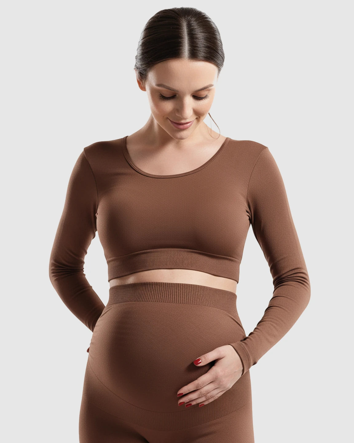 Moisture-Wicking Sporty Slim Fit Maternity Activewear Set