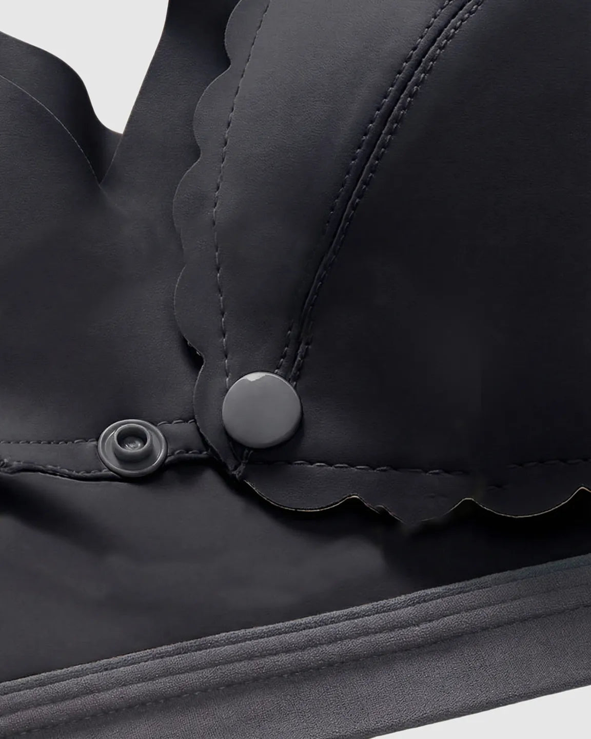 Scalloped V-Neck Contrast Trim Nursing Bra