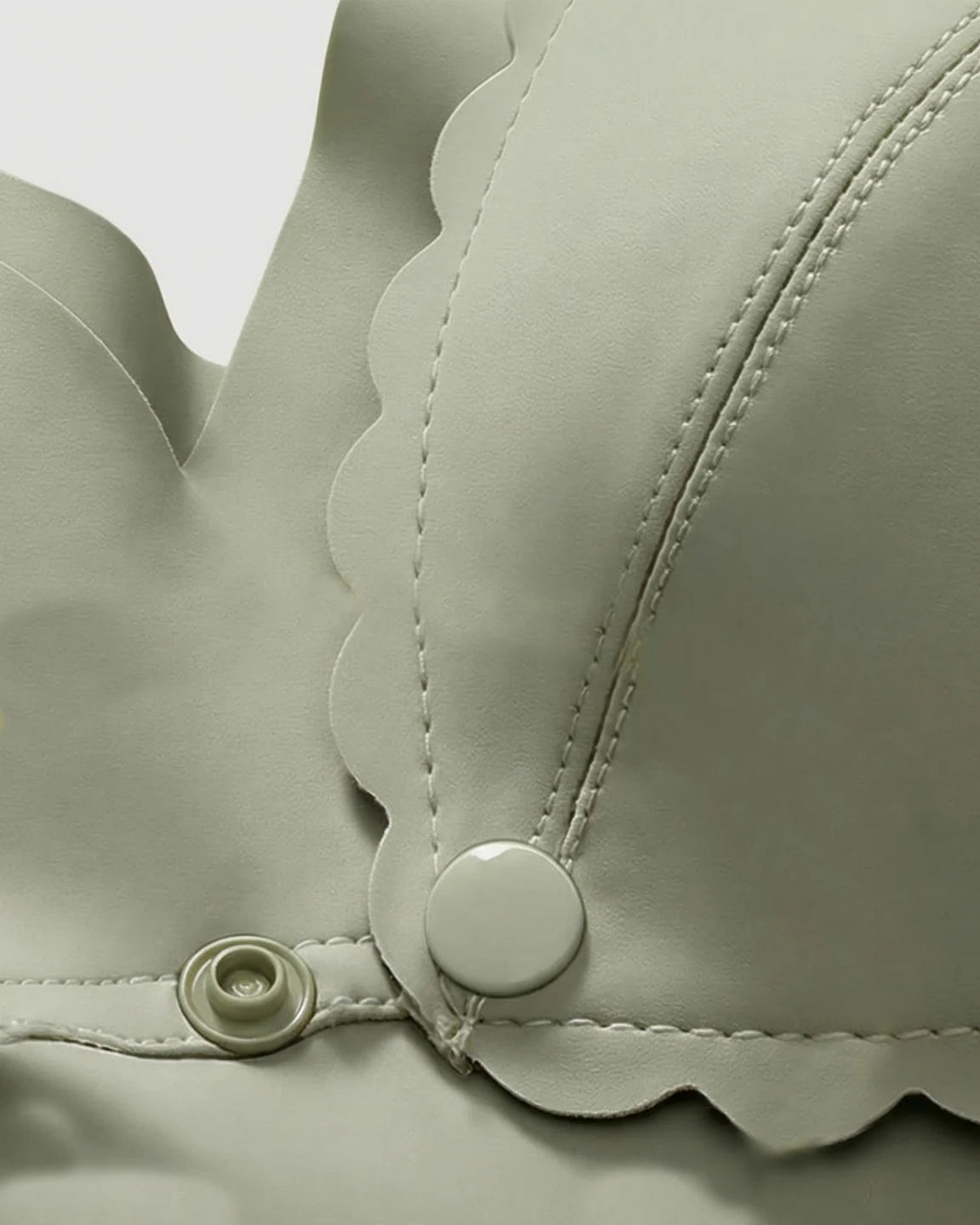 Scalloped V-Neck Contrast Trim Nursing Bra