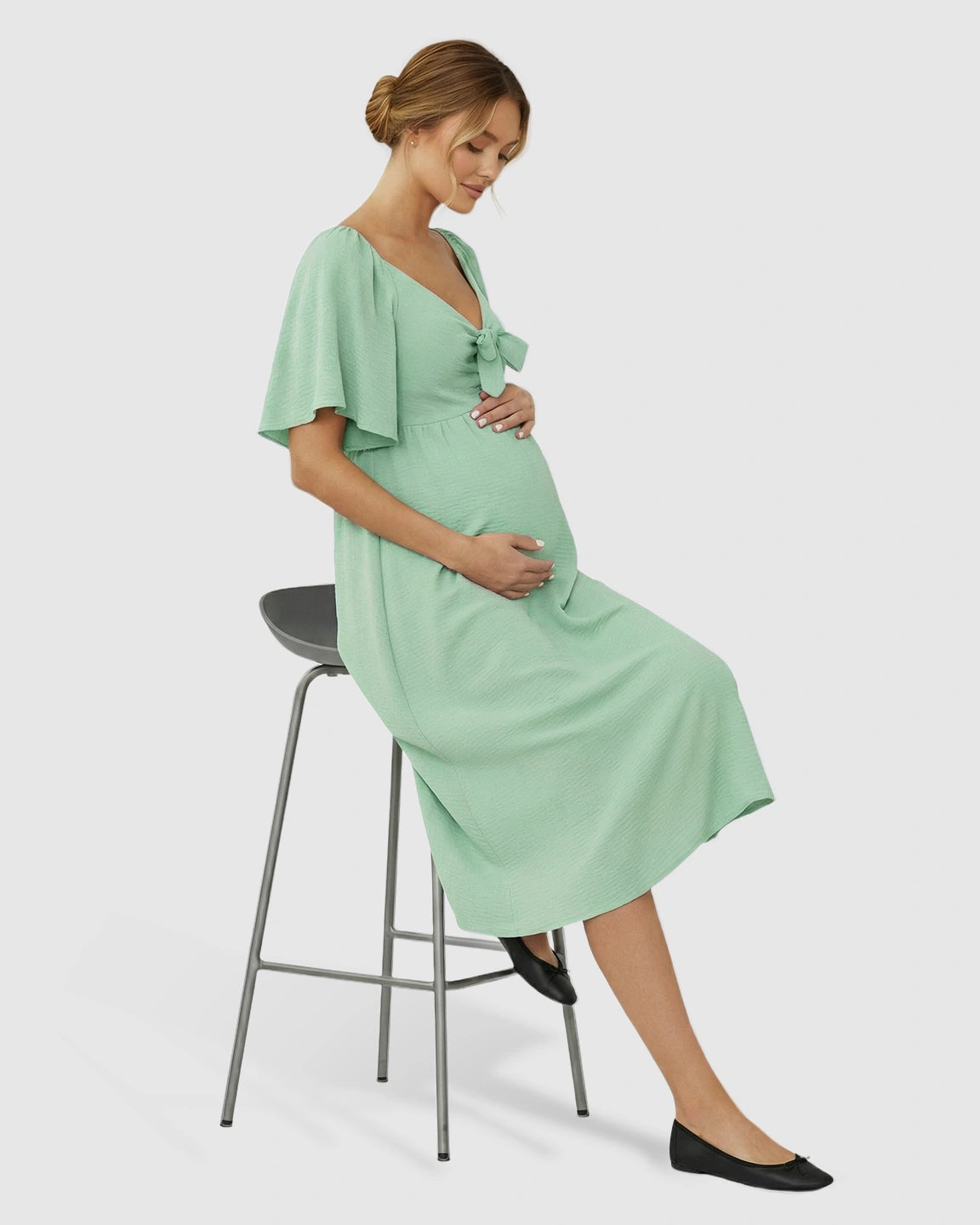 Tie-Knot Front Swing Silhouette Maternity Midi Dress