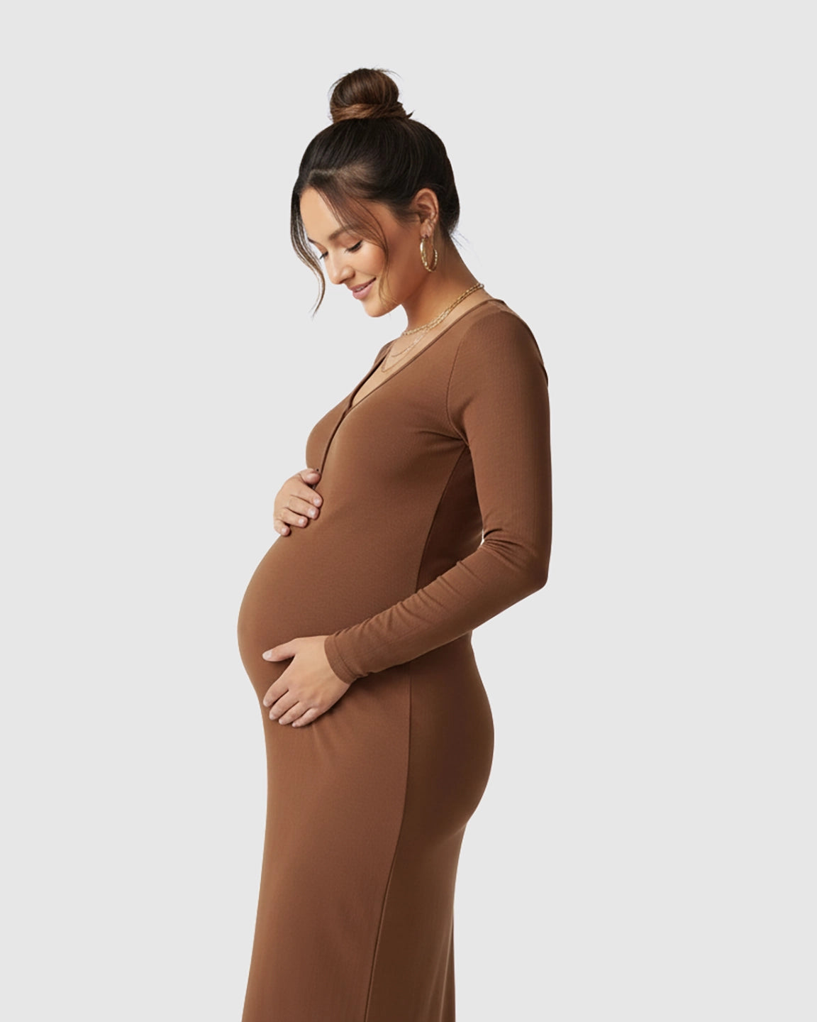 Ribbed Knit Long-Sleeve Maternity Midi Dress