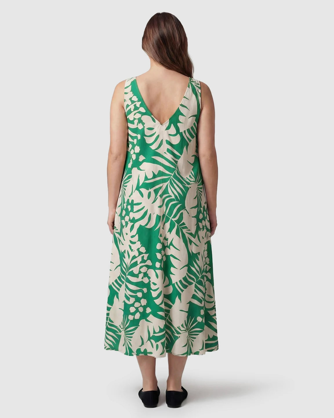 Tropical-Print Sleeveless Maternity Dress