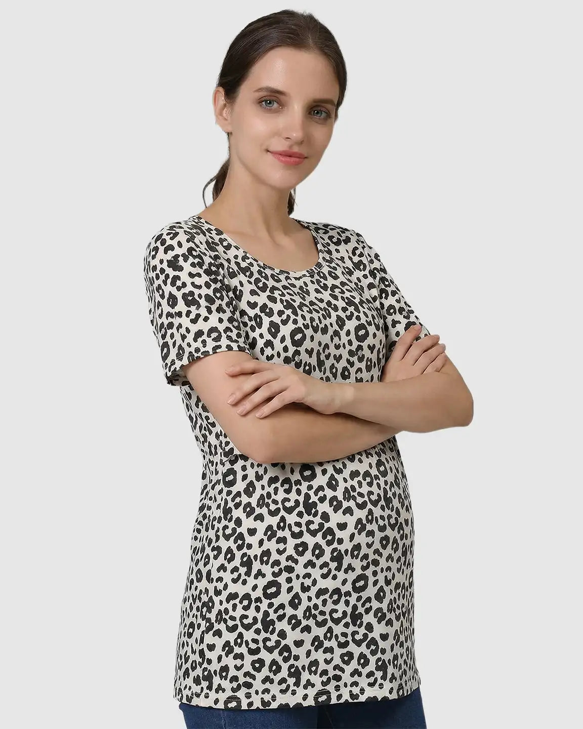 Short-Sleeve Leopard Print Nursing & Maternity T-Shirt