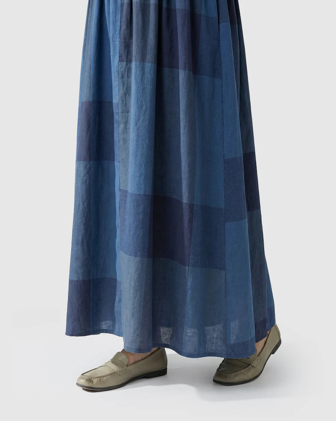 Plaid Relaxed Maternity Maxi Dress