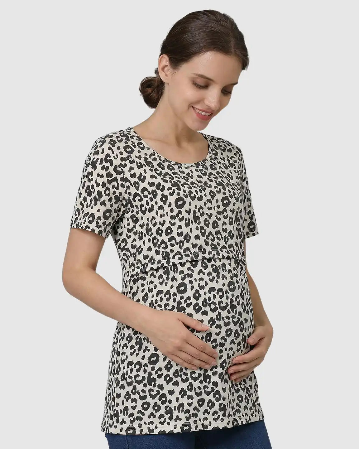 Short-Sleeve Leopard Print Nursing & Maternity T-Shirt