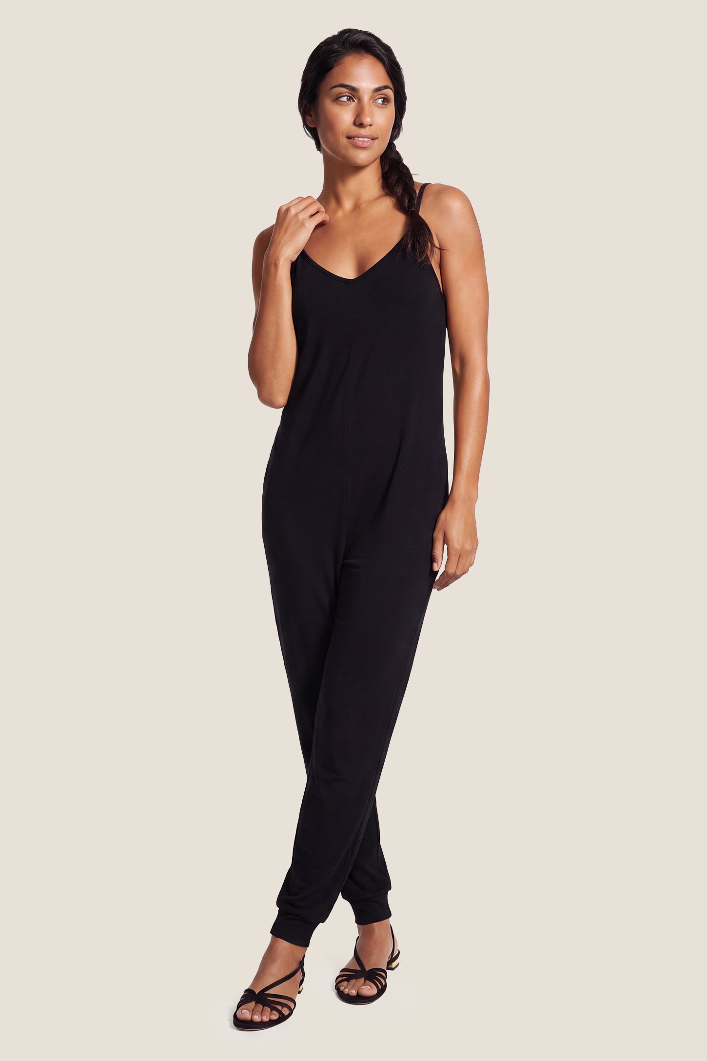 V-Neck Pocketed Maternity Jogger Jumpsuit Close-up front view of black V-neck pocketed maternity jogger jumpsuit